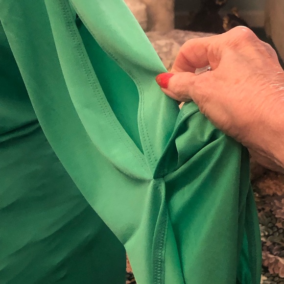 Green Silky Cocktail dress! - Picture 7 of 7